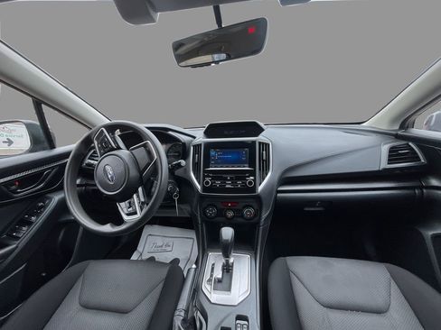 Used 2022 Subaru Impreza 2.0i Premium image 9