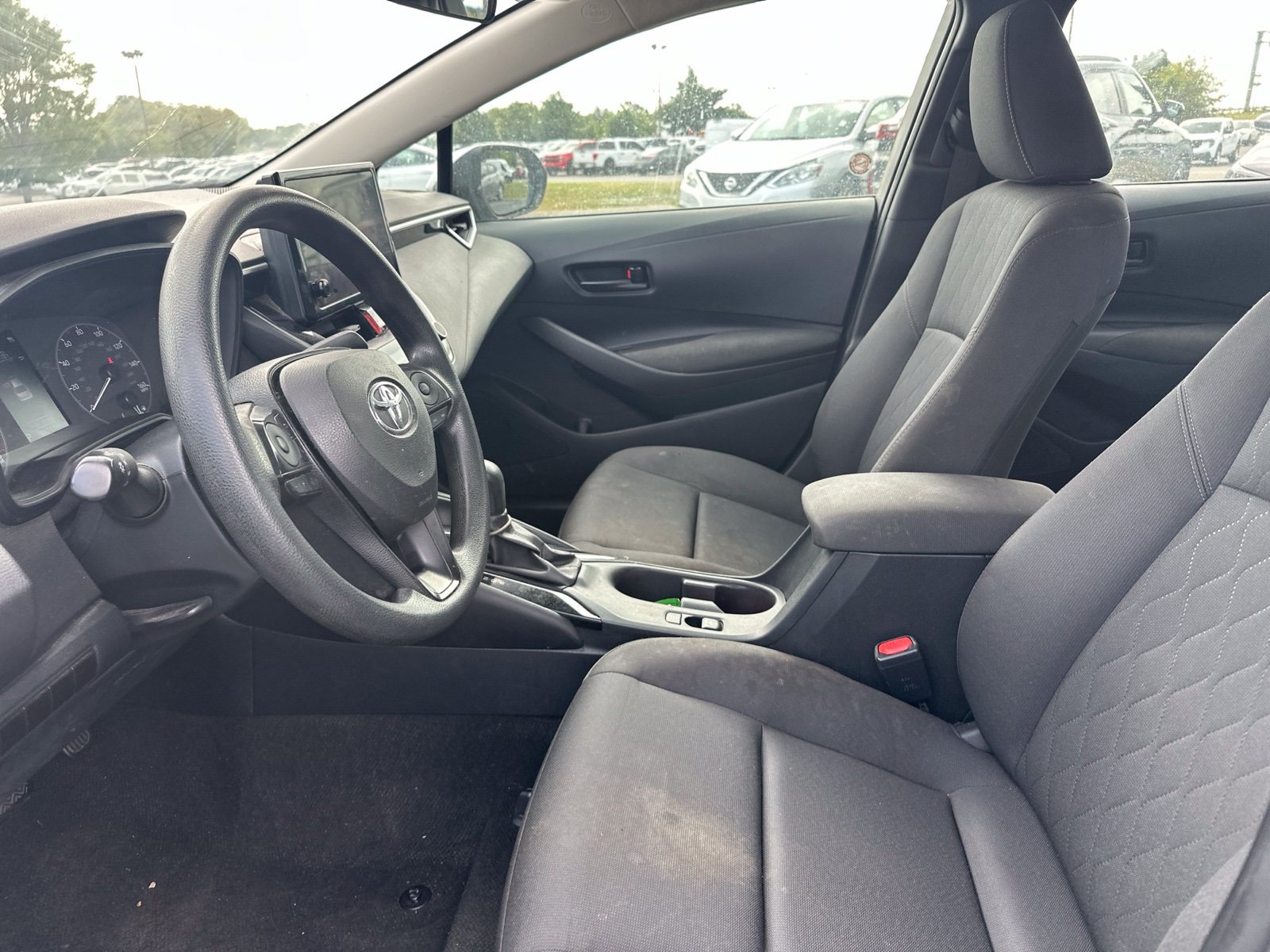 Used 2024 Toyota Corolla LE FWD image 8