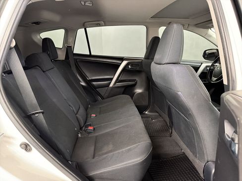 Used 2016 Toyota RAV4 XLE FWD image 28