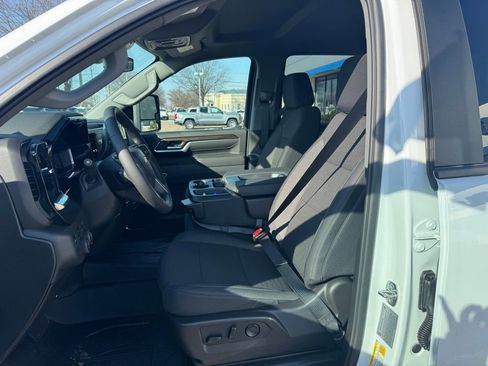 New 2026 Chevrolet Silverado 3500 LT w/ Convenience Package image 26