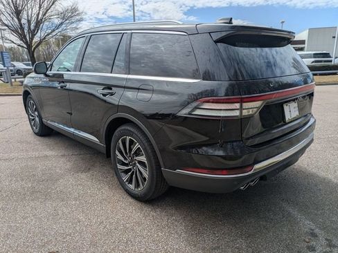 New 2026 Lincoln Aviator 2WD image 9