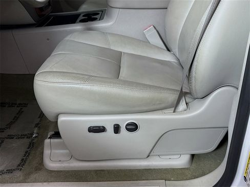 Used 2011 Chevrolet Silverado 3500 LTZ w/ LTZ Plus Package image 23