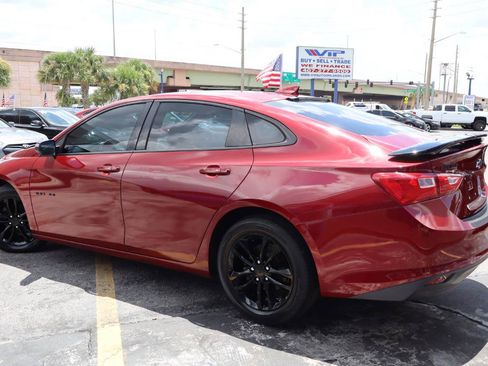Used 2018 Chevrolet Malibu LT FWD image 6