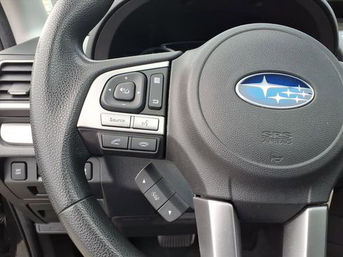 Used 2018 Subaru Forester 2.5i Premium image 23