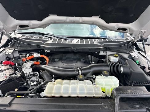 Used 2022 Ford F150 Lariat AWD/4WD image 31