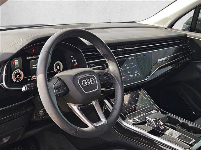 Used 2023 Audi Q7 3.0T Premium Plus w/ Premium Plus Package AWD/4WD image 12