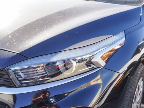 Certified 2022 Kia Forte Sedan image 6