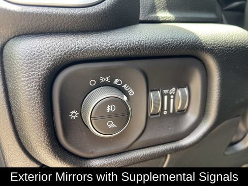 Used 2026 RAM 1500 Big Horn RWD image 26