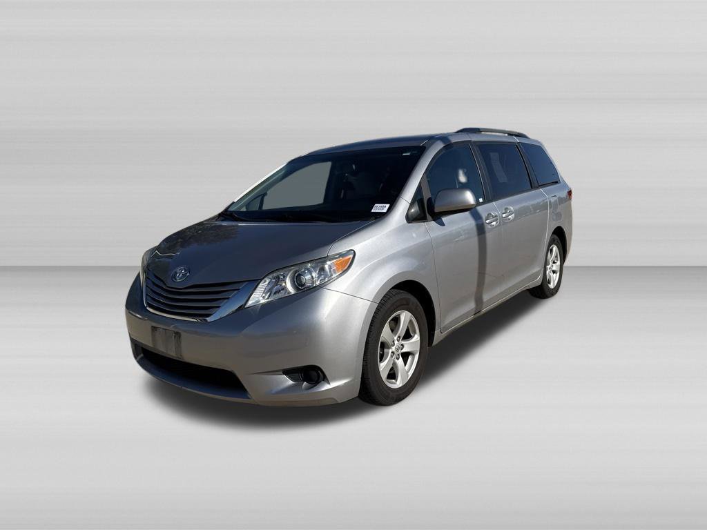 Used 2017 Toyota Sienna LE FWD image 11