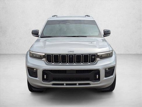 Used 2021 Jeep Grand Cherokee L Overland w/ Advanced Protech Group III AWD/4WD image 2
