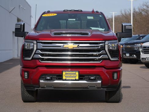 Used 2025 Chevrolet Silverado 3500 High Country w/ High Country Premium Package AWD/4WD image 8