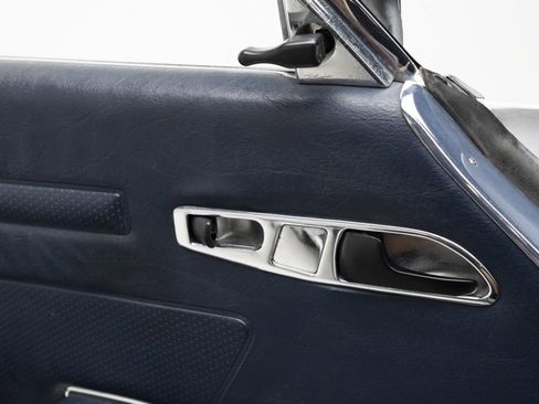 Used 1988 Mercedes-Benz 560 SL image 21