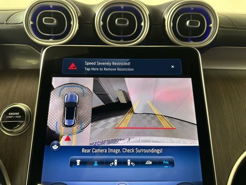 New 2025 Mercedes-Benz GLC 350e 4MATIC image 17