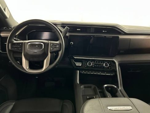 Used 2025 GMC Sierra 2500 Denali w/ Denali Reserve Package AWD/4WD image 25