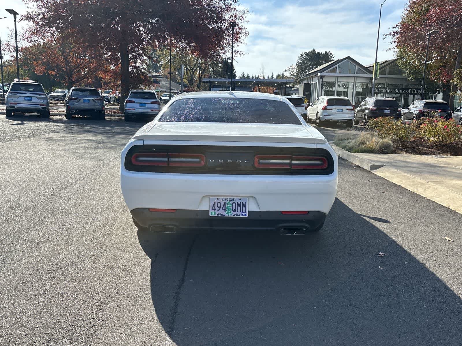 Used 2016 Dodge Challenger R/T w/ Driver Convenience Group RWD image 4