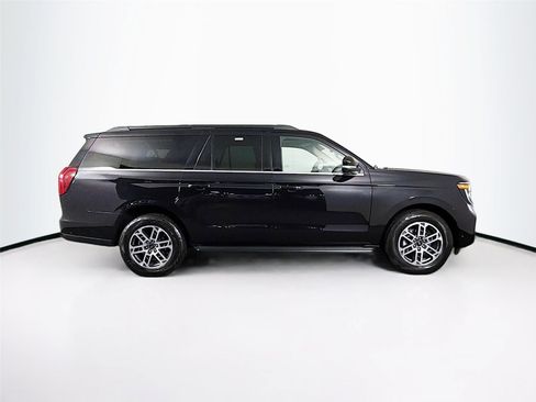 Used 2025 Ford Expedition Max Active image 8