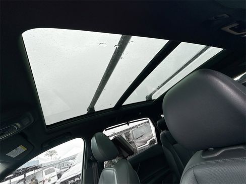 Used 2018 Audi Q7 3.0T Prestige image 24