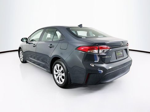 Used 2025 Toyota Corolla LE image 5