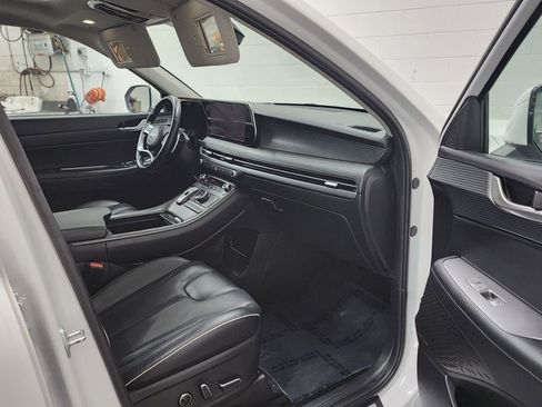 Used 2023 Hyundai Palisade Limited AWD/4WD image 36