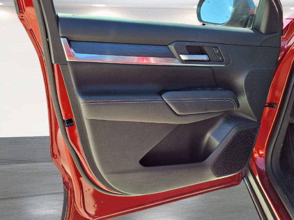 New 2027 GMC Terrain Elevation w/ LPO, Floor Liner Package FWD image 19