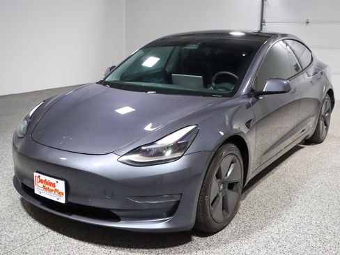 Used 2021 Tesla Model 3 Long Range AWD/4WD image 26