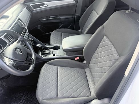 Used 2018 Volkswagen Atlas S image 11