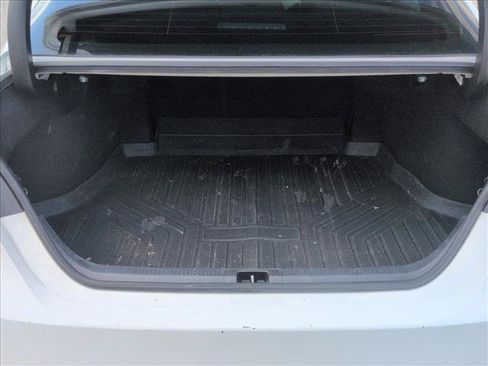 Used 2023 Toyota Camry SE FWD image 6