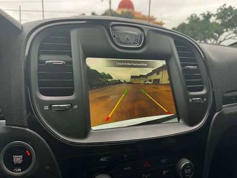 Used 2022 Chrysler 300 S image 10