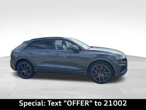 Certified 2023 Audi Q8 Prestige image 2