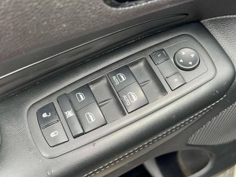 Used 2022 Dodge Durango SXT AWD/4WD image 22