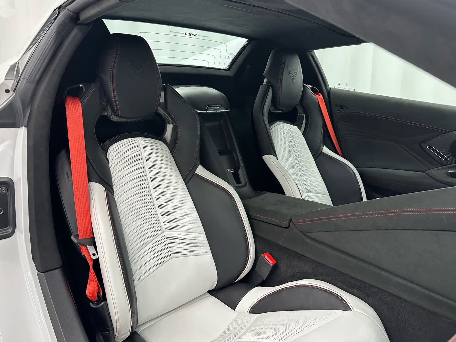 Used 2023 Chevrolet Corvette Z06 RWD image 23