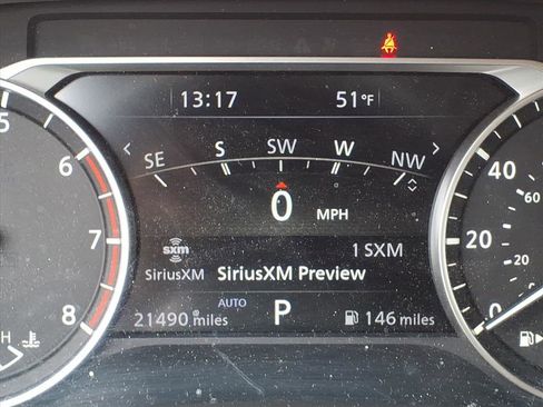 Used 2023 Nissan Rogue SL w/ SL Premium Package image 17