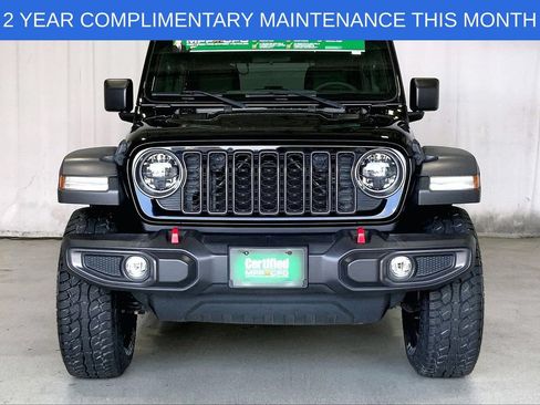 Used 2024 Jeep Wrangler Unlimited Rubicon w/ Convenience Group AWD/4WD image 2