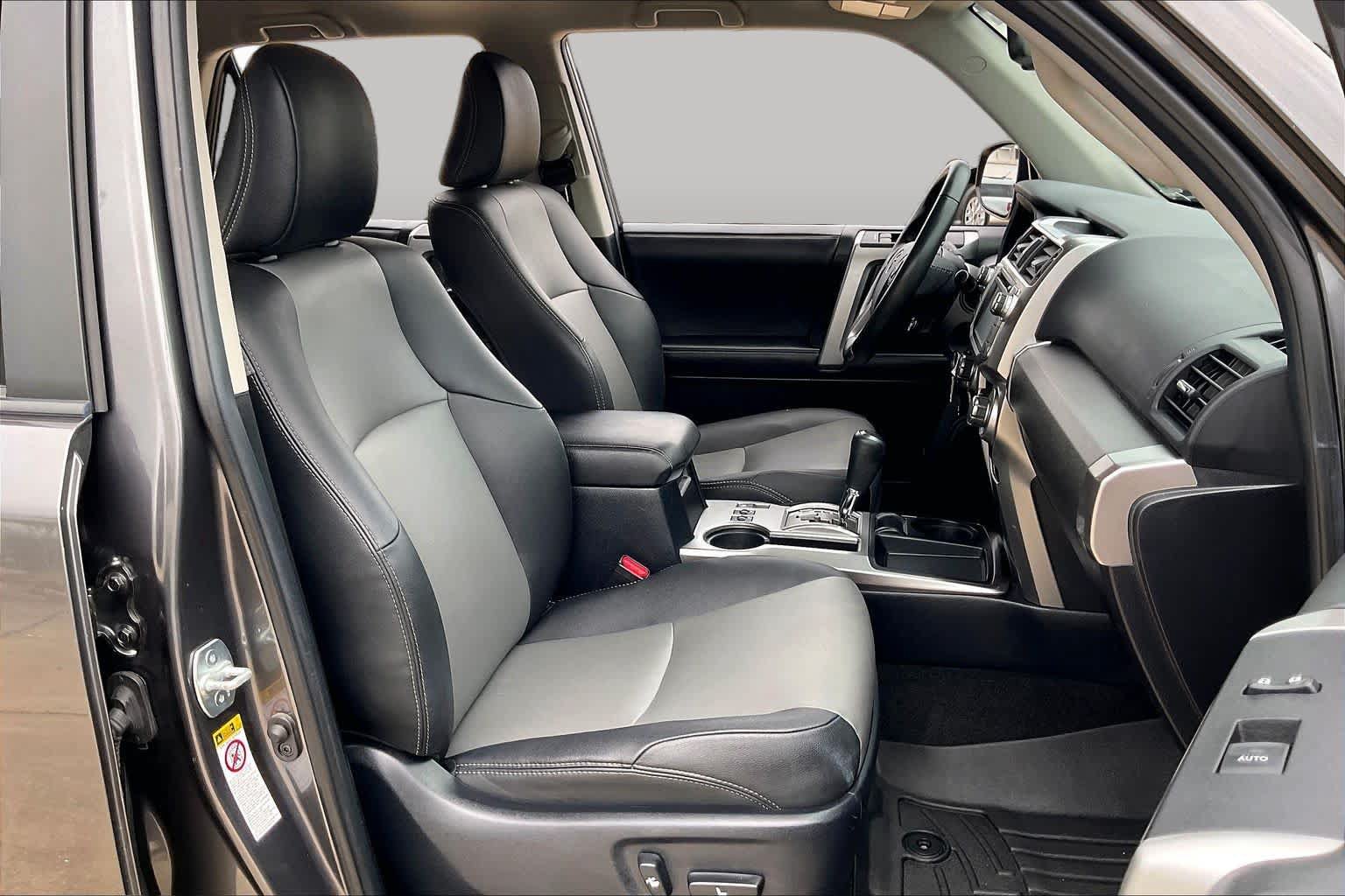 Used 2019 Toyota 4Runner SR5 Premium RWD image 8