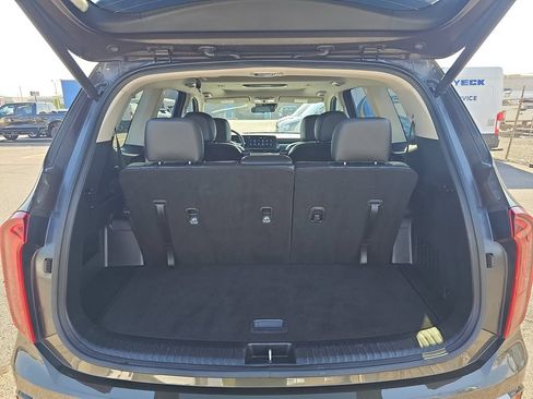 Used 2025 Kia Telluride S AWD/4WD image 12