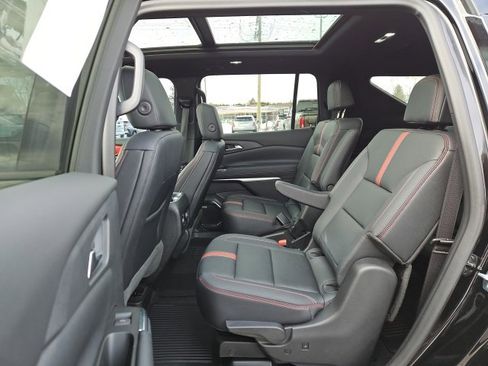 Certified 2024 Chevrolet Traverse RS w/ LPO, Floor Liner Package image 19