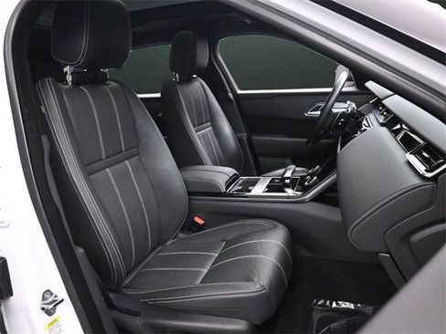 Used 2022 Land Rover Range Rover Velar R-Dynamic S image 22