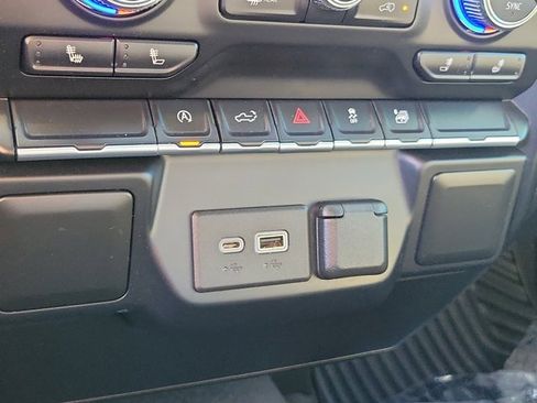 Used 2021 GMC Sierra 1500 Elevation image 16