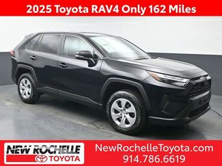 Certified 2025 Toyota RAV4 LE AWD/4WD video 1