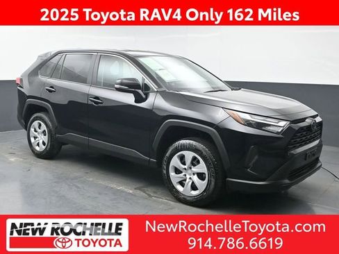 Certified 2025 Toyota RAV4 LE AWD/4WD image 1