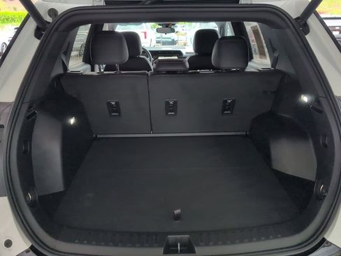 Certified 2026 GMC Terrain AT4 AWD/4WD image 18