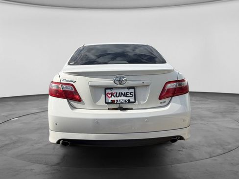 Used 2008 Toyota Camry SE FWD image 8