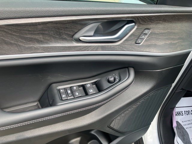 New 2026 Jeep Grand Cherokee Limited w/ Luxury Tech Group II AWD/4WD image 10