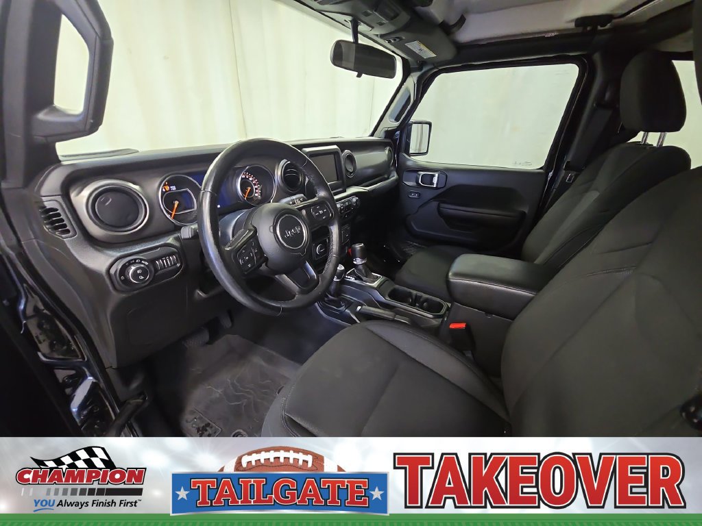 Used 2022 Jeep Gladiator Sport AWD/4WD image 13