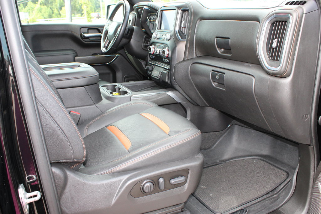 Used 2022 GMC Sierra 1500 AT4 w/ AT4 Premium Package AWD/4WD image 11