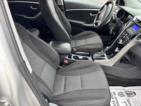 Used 2014 Hyundai Elantra GT image 24