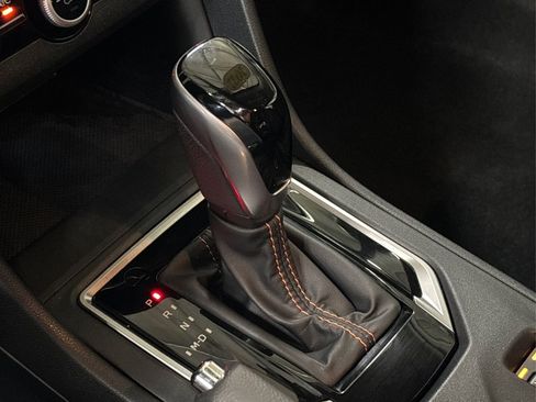 Used 2022 Subaru Crosstrek 2.5i Limited image 32