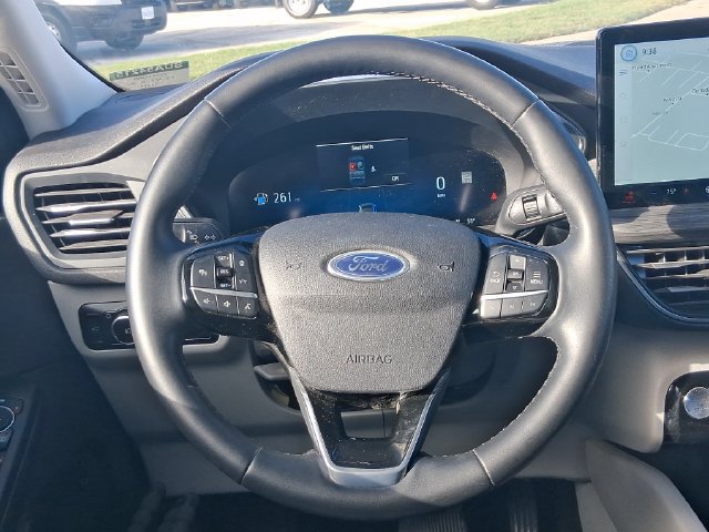 Used 2025 Ford Escape Platinum w/ Premium Technology Package AWD/4WD image 20