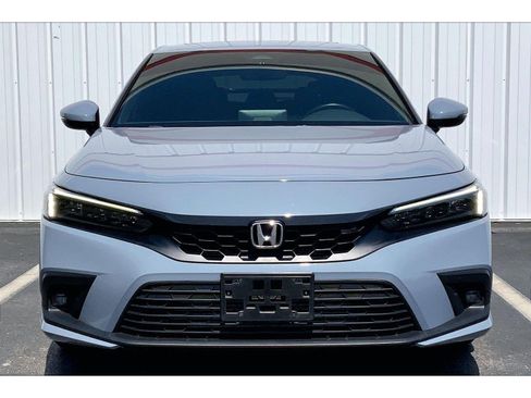 Used 2024 Honda Civic Sport Touring image 3
