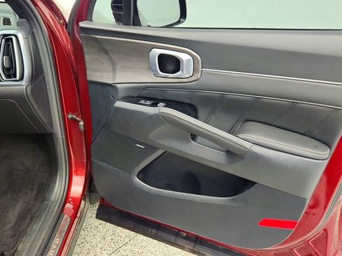 Used 2024 Kia Sorento SX Prestige image 26